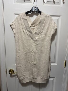 Lou & Grey Cream Textured V-Neck Knit Top